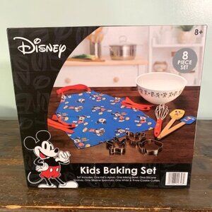 Disney 8 Piece Kids Baking Kit